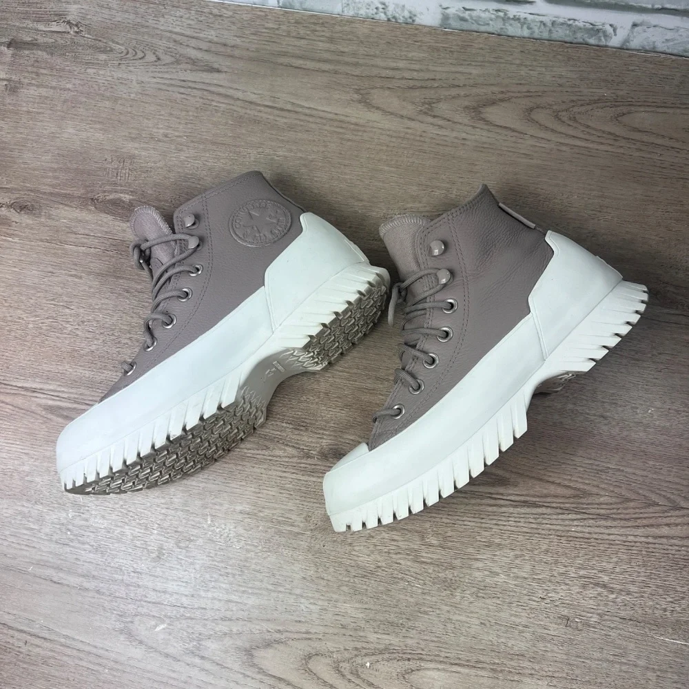 Converse high top